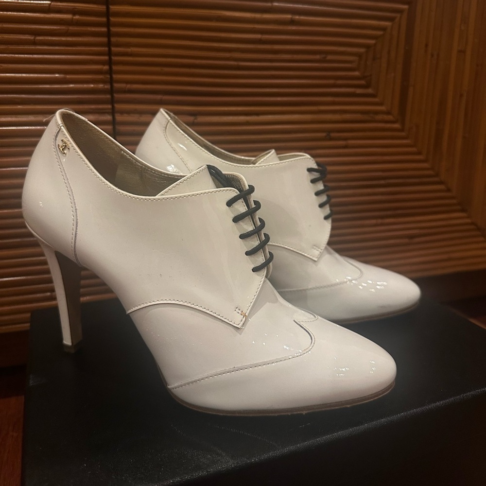 Chanel 37 - pristine condition